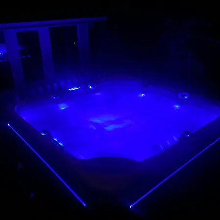 Maison Avec Jardin Et Jacuzzi Proche Polytechnique