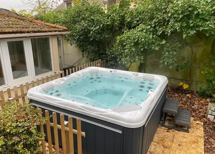 Maison Avec Jardin Et Jacuzzi Proche Polytechnique Dom wakacyjny *