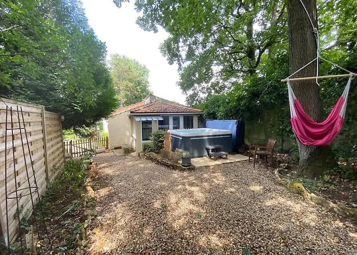 بيت للعطل Maison Avec Jardin Et Jacuzzi Proche Polytechnique