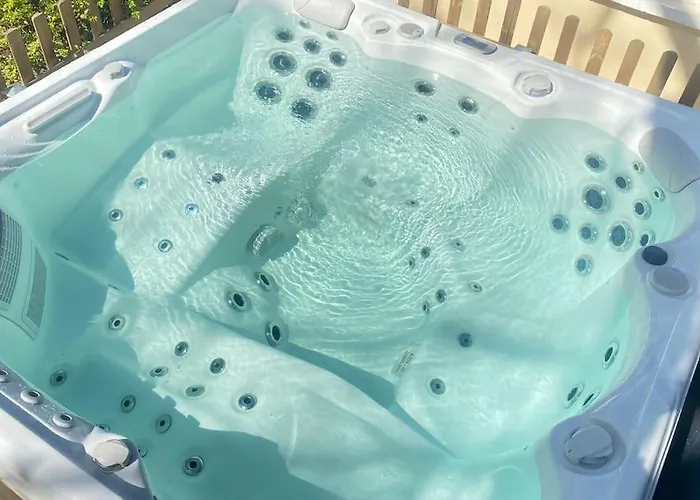 Maison Avec Jardin Et Jacuzzi Proche Polytechnique بيت للعطل *